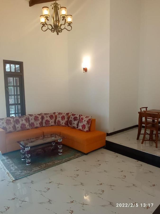 Arusha Guest House Negombo Extérieur photo